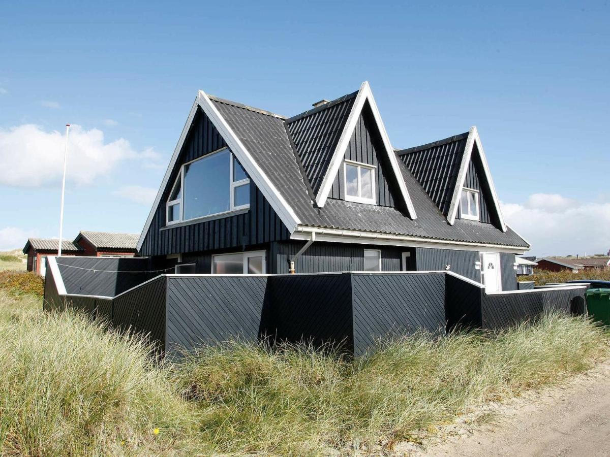 6 Person Holiday Home In Blokhus Extérieur photo