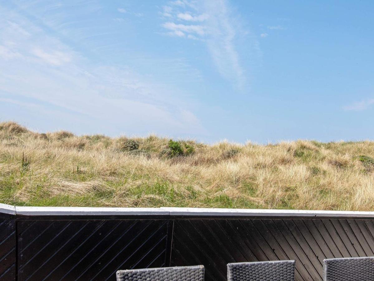 6 Person Holiday Home In Blokhus Extérieur photo