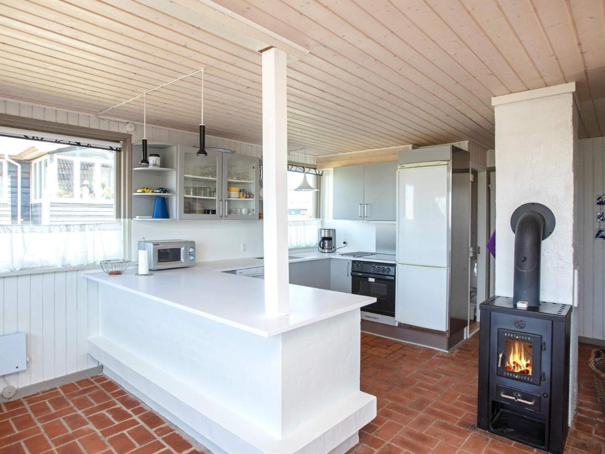 6 Person Holiday Home In Blokhus Extérieur photo