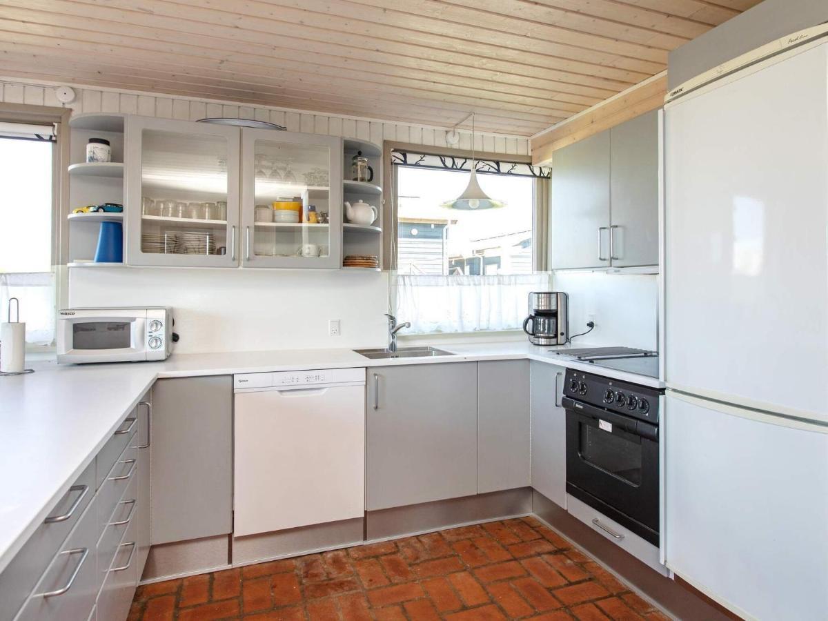 6 Person Holiday Home In Blokhus Extérieur photo